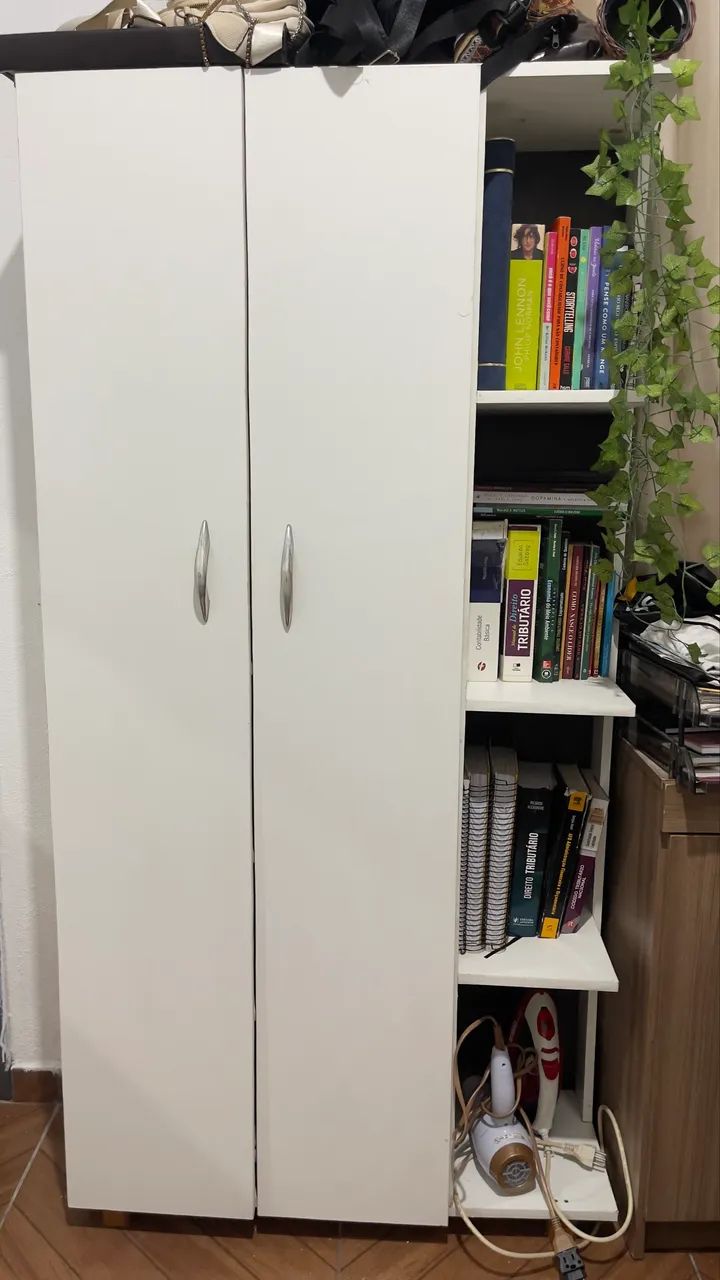 GUARDA-ROUPA DE SOLTEIRO/ARMARIO