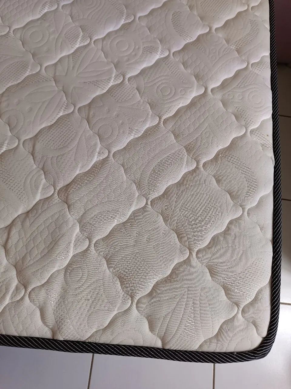 Cama Queen box casal 
