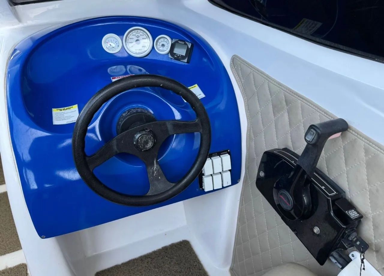 Lancha Phoenix 2022 - Foto 5