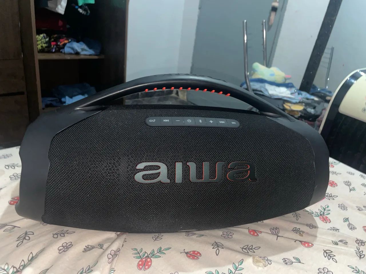 Caixa de som AIWA boombox
