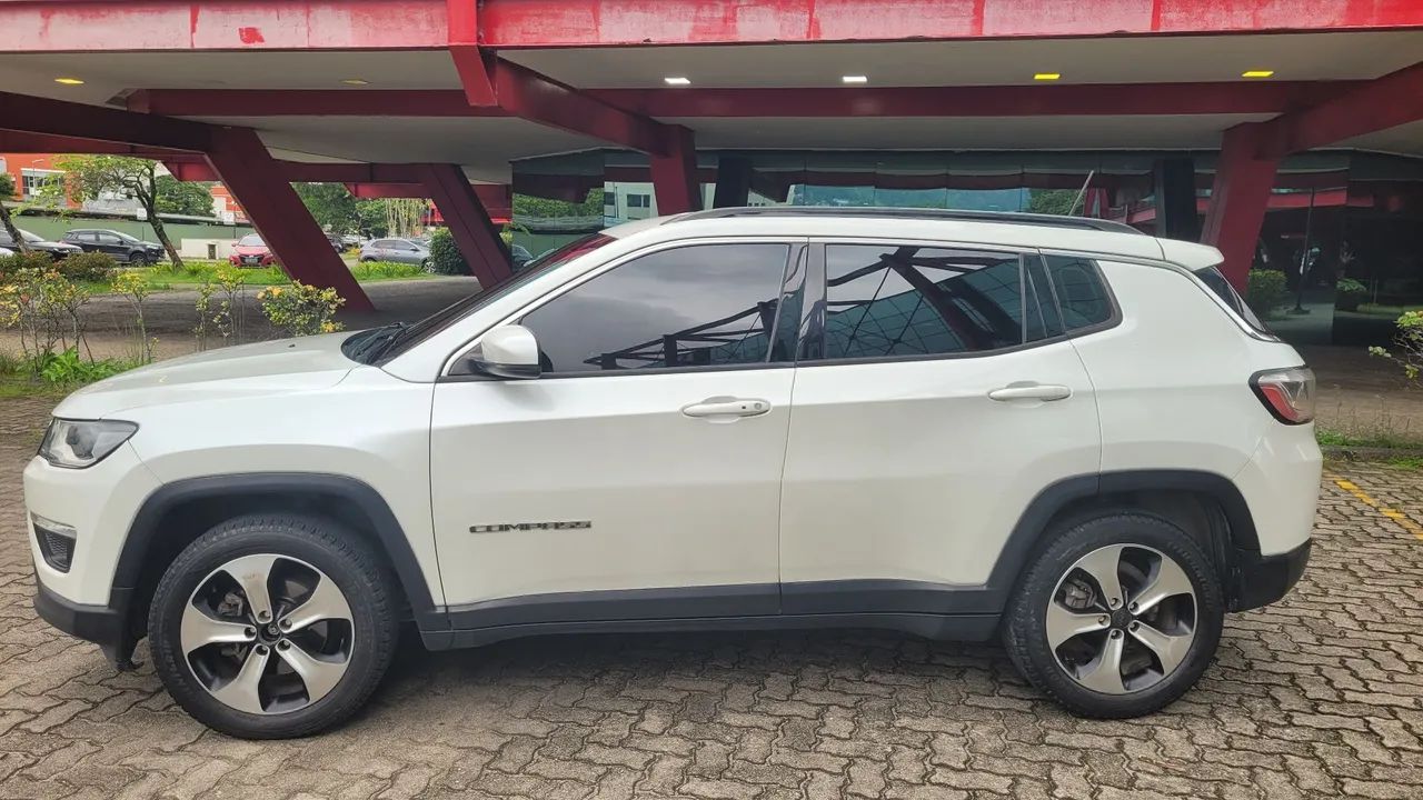 Jeep Compass Longitude 2.0 4X2 Flex 16V Aut. 2017 - Foto 4