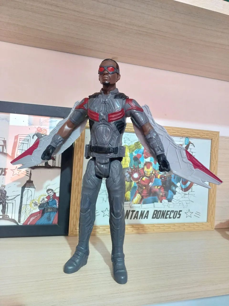 Gaviao Negro 30cm original marca Hasbro  - Foto 2
