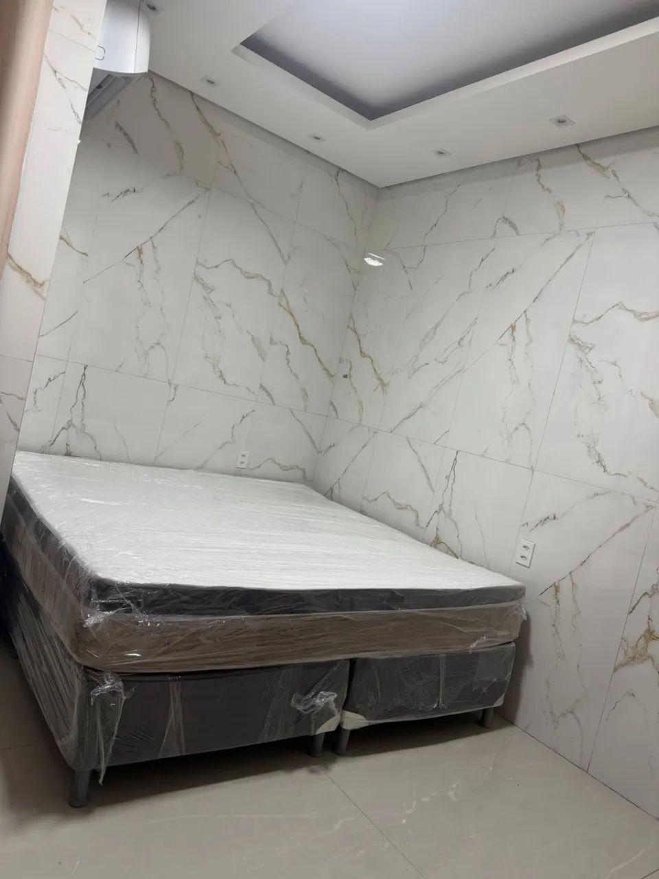 CAMA SUPER KING MOLAS ENSACADAS 1850 @ 