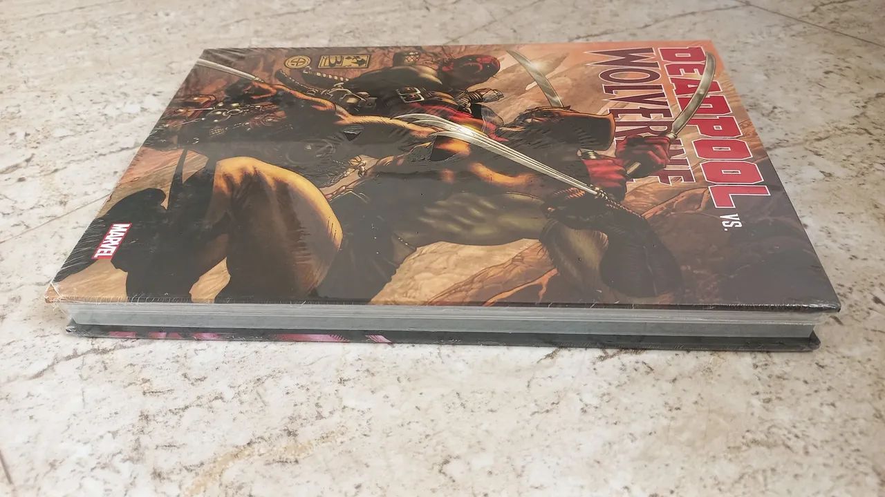 Deadpool Vs Wolverine Capa Dura Lacrada Panini - Foto 3
