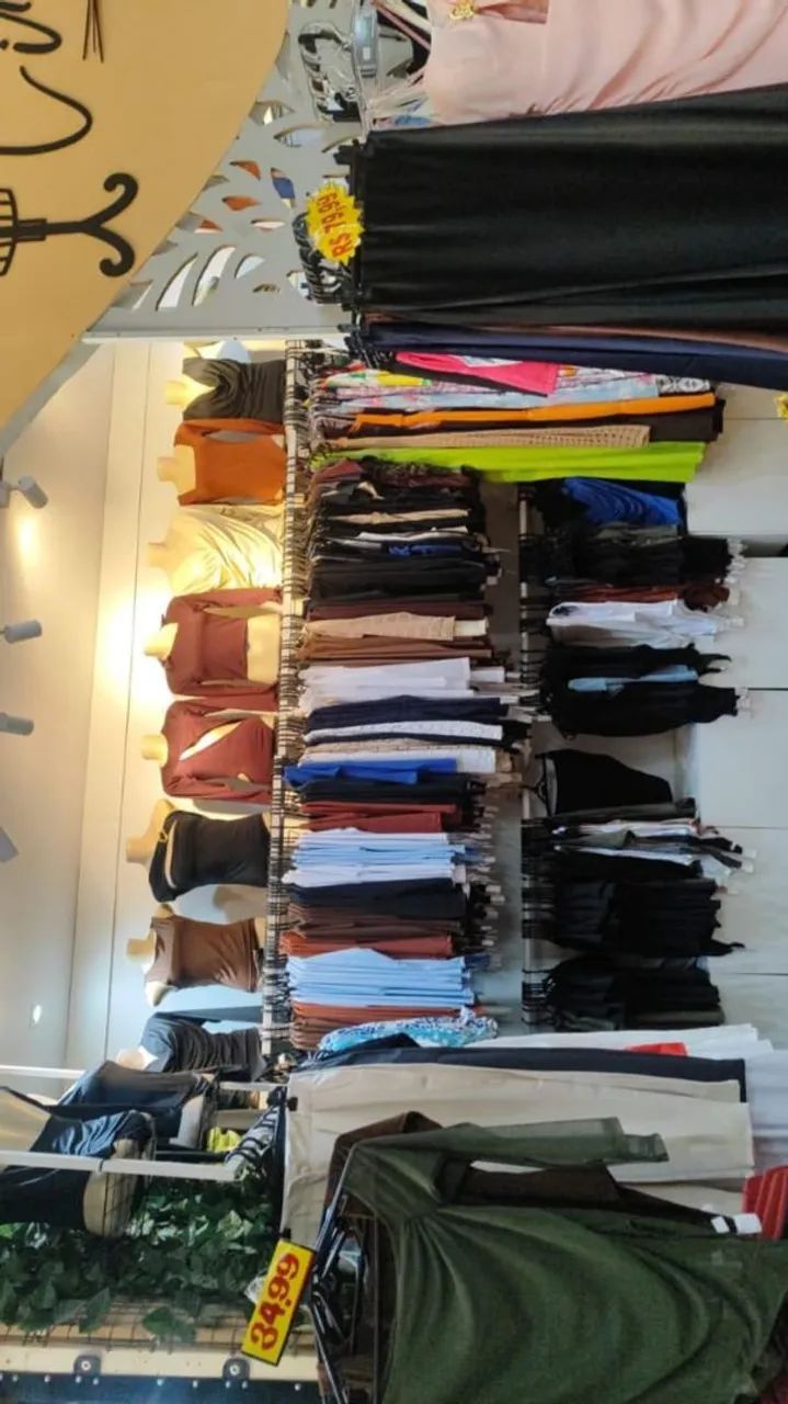 Vendo ponto de  2 bancas na Passarela da moda feira dos goianos - Foto 2