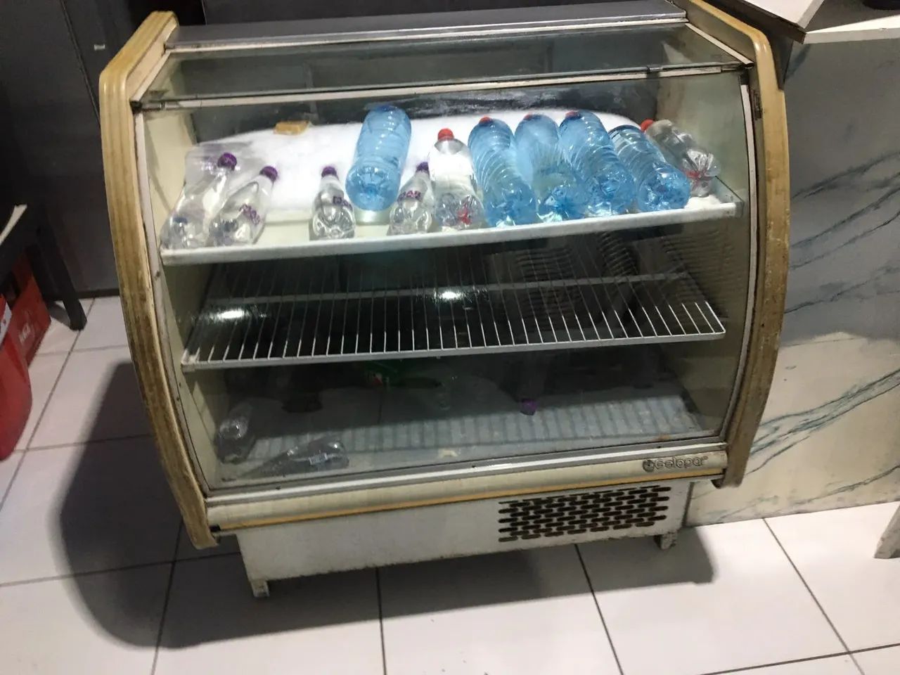 Vitrine expositores refrigerada gelopar