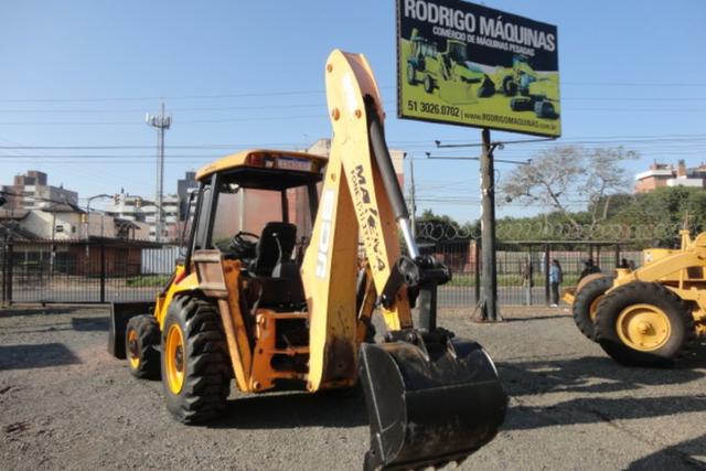 JCB 3C 2011/2011, ótima oportunidade! - Foto 2