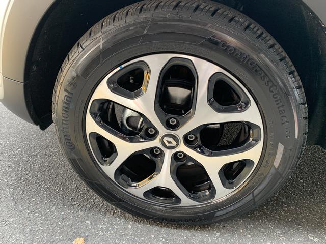 Captur Intense 1.6 16V Flex automática - Foto 10