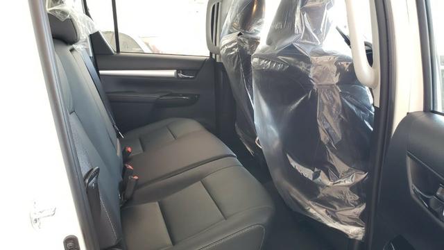 Hilux Cd Srv Okm Branca - Foto 10