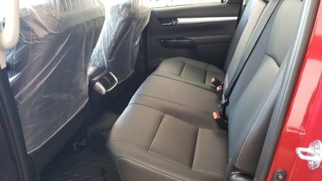 Hilux Cd Srv Okm Vermelha - Foto 8