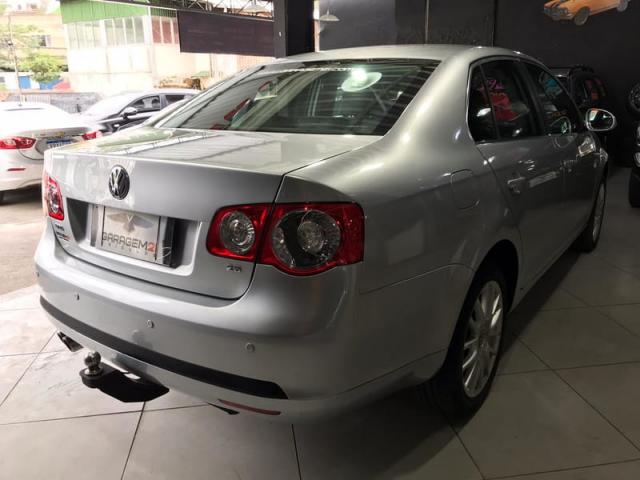 VOLKSWAGEN JETTA 2.5(Tiptr.) 4p - Foto 4