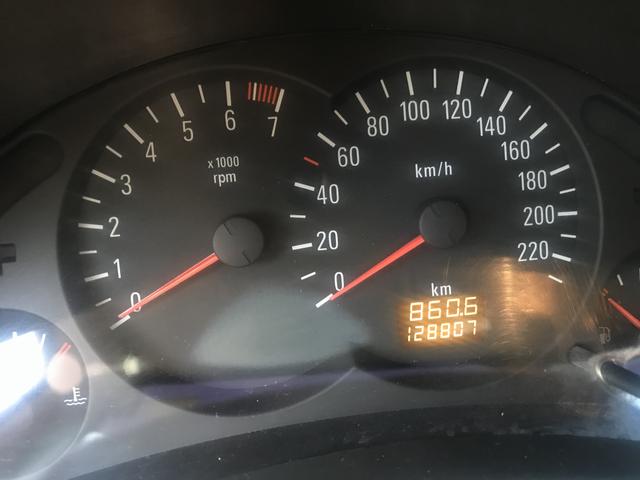 Corsa sedan - Foto 2