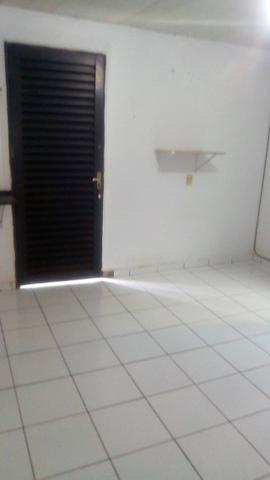 Quarto com entrada independente , direto com proprietário - Guará I - Foto 2