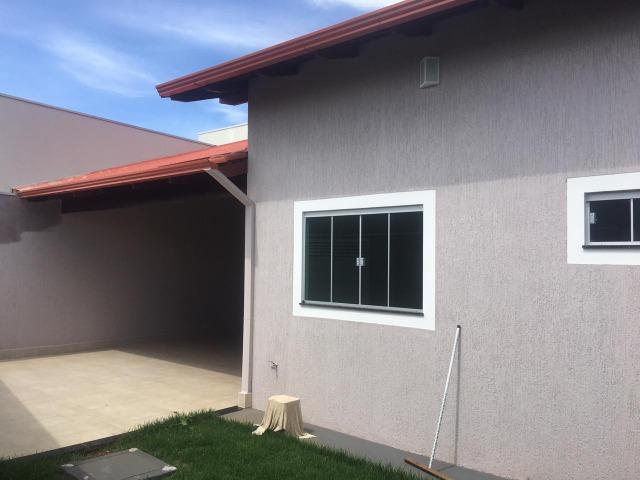 Vende-se Linda Casa com Acabamento Extra no Vale do Sol