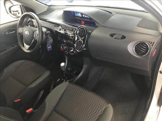 Toyota Etios 1.5 x Plus Sedan 16v - Foto 8