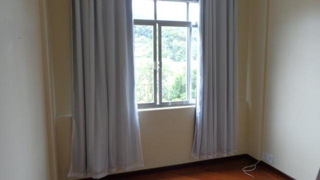 Excelente apartamento de frente, muito ensolarado, 3 quartos - Foto 5