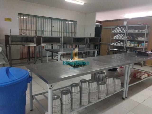 Vende-se luva de fábrica de bolos no centro de Porto Seguro - BA