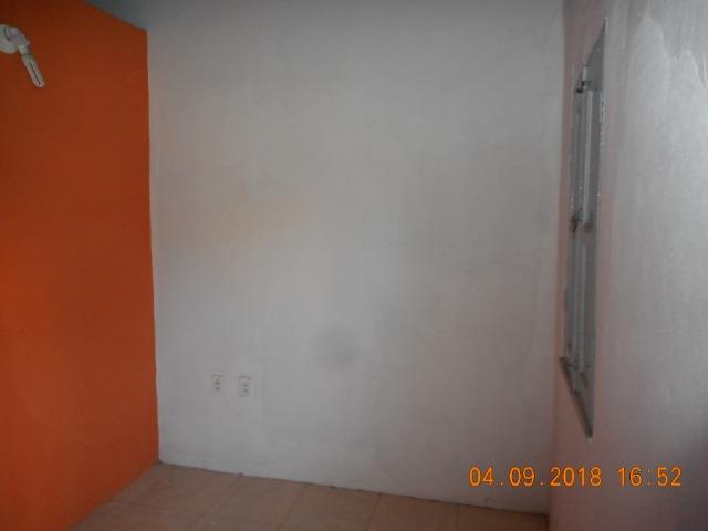 Casa na travessa iguaçu bairro 18 do forte - Foto 6