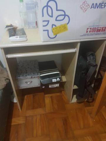 Ecrivaninha para computador