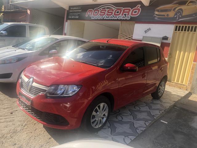 Sandero 2018 - Foto 2