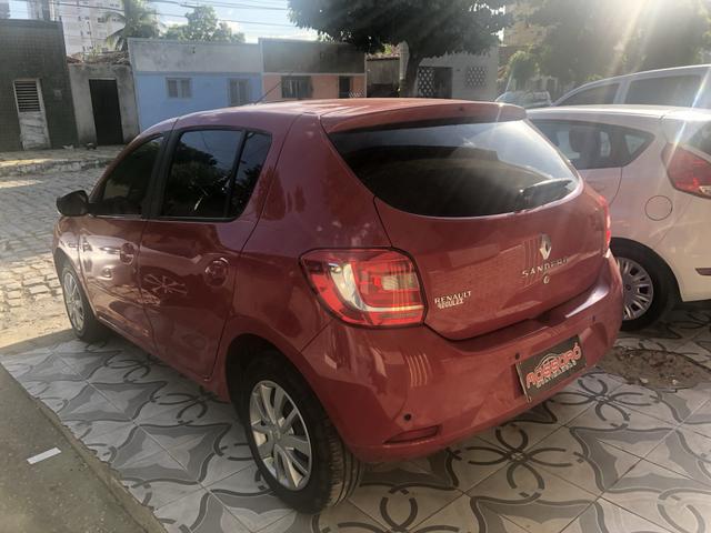Sandero 2018 - Foto 3