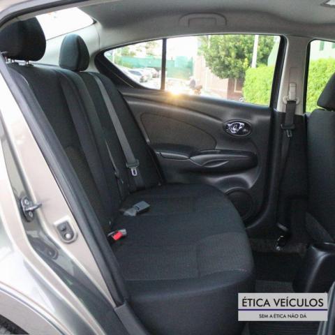 VERSA SL 1.6 16V Flex Fuel 4p Mec. - Foto 7