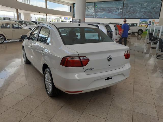 Volkswagen Voyage 1.6 2020 top de linha - Foto 3
