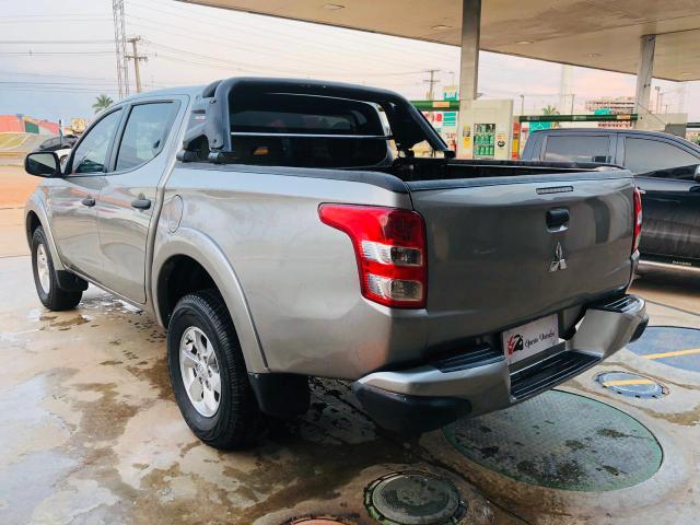 L200 Triton Gls 2.4 Diesel 4x4 Mec 2018 - Foto 4