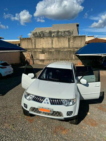 Pajero Dakar 4x4 automática Impecável - Foto 16