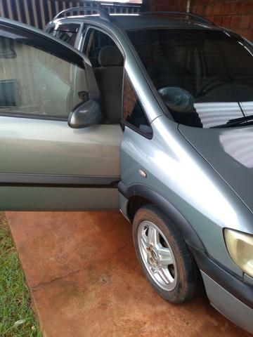 Vendo zafira CD 2.0 03/04 - Foto 9
