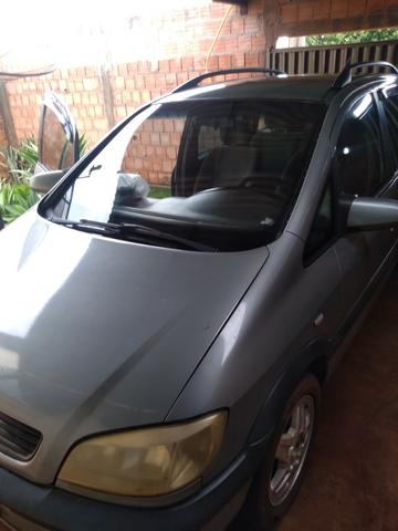 Vendo zafira CD 2.0 03/04
