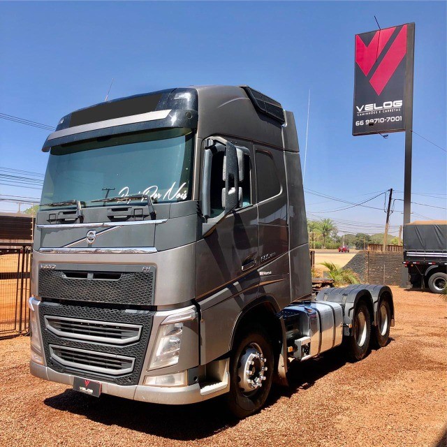 VOLVO FH-500 GLOBETROTTER ANO:19/20 6X4