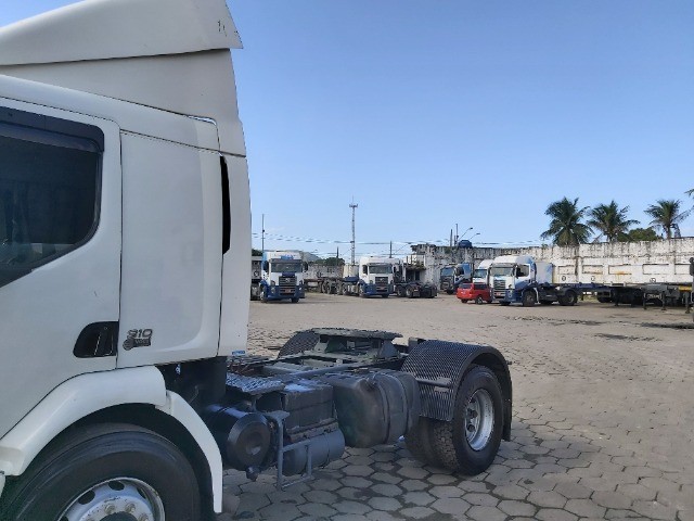 VOLVO VM 310 4X2 2008 EXCELENTE