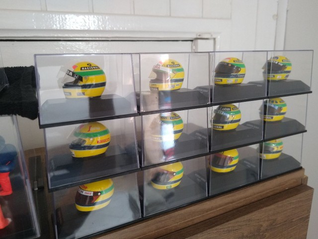 Coleção capacetes Ayrton Senna 1/8 - Foto 3