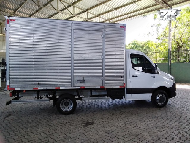 MB SPRINTER 516 BAU