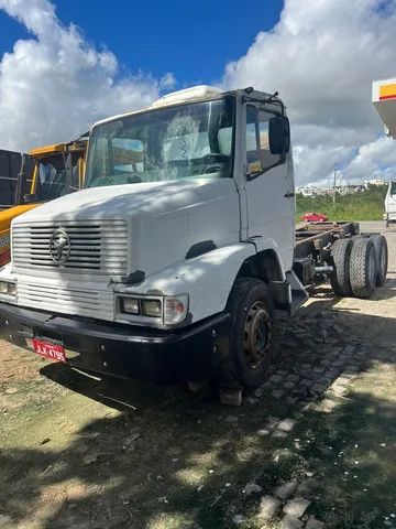 Caminhão Mercedes 1618 