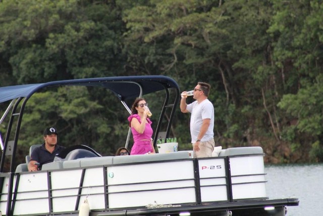 Lançamento Ventura Pontoom P25 7,5 metros  | N phontoom Vcat Aurora - Foto 3