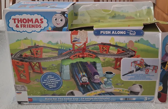 Thomas e Seus Amigos Veículo Trens Amizade Thomas & Percy : :  Brinquedos e Jogos