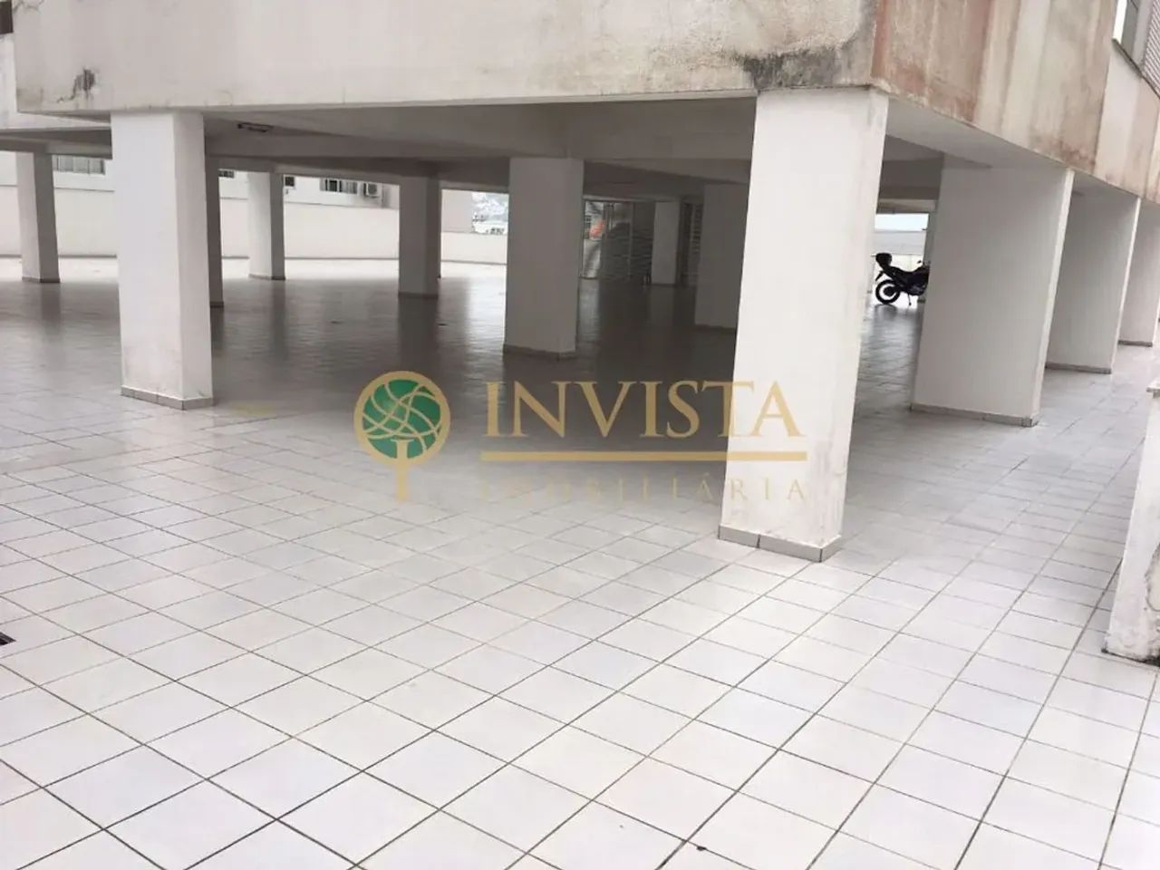 Andar Pilotis, 27 vagas de garagem - À venda em Florianópolis! - Foto 5