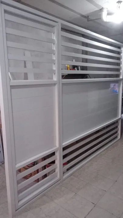 FABRICAMOS SOBRE MEDIDAS PORTÕES PORTAS. 