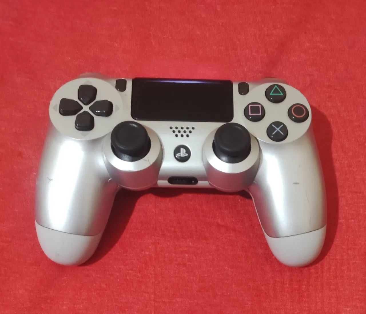 Controle Playstation 4 - Prata