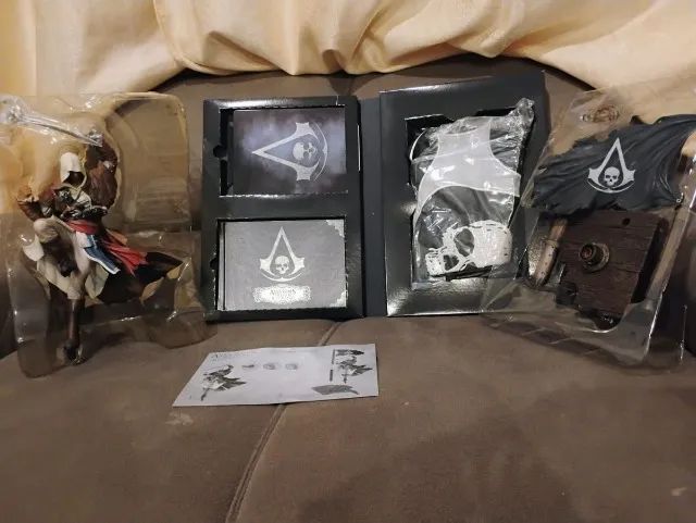 Xbox 360 Edição Limitada Assassins Creed IV Black Flag - Foto 4
