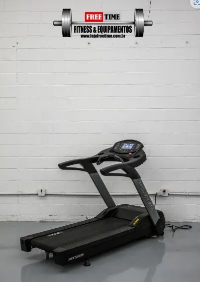 Esteira Movement RT250 G3 Touch semi nova