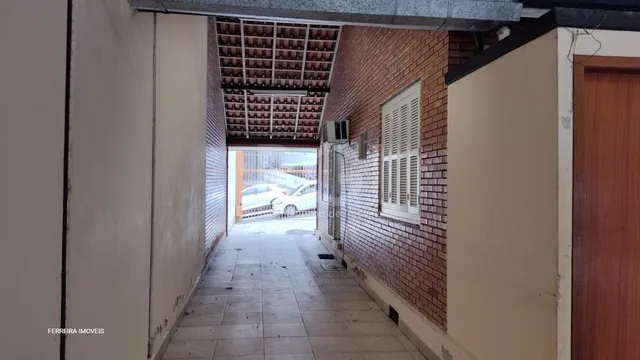 Casa residencial para locação no bairro Floresta com 4 dormitórios e 80 m².