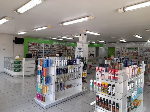 Vendo móveis farmácia, valor abaixo do valor de mercado.