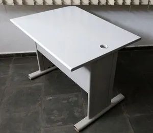 mesa tamanhos variados a partir de 280,00