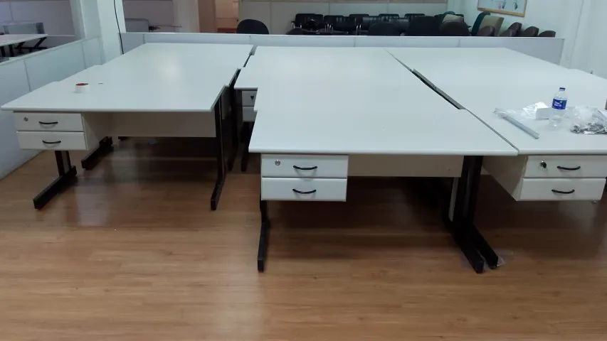 mesa com gaveta a partir de 380,00 - Foto 3