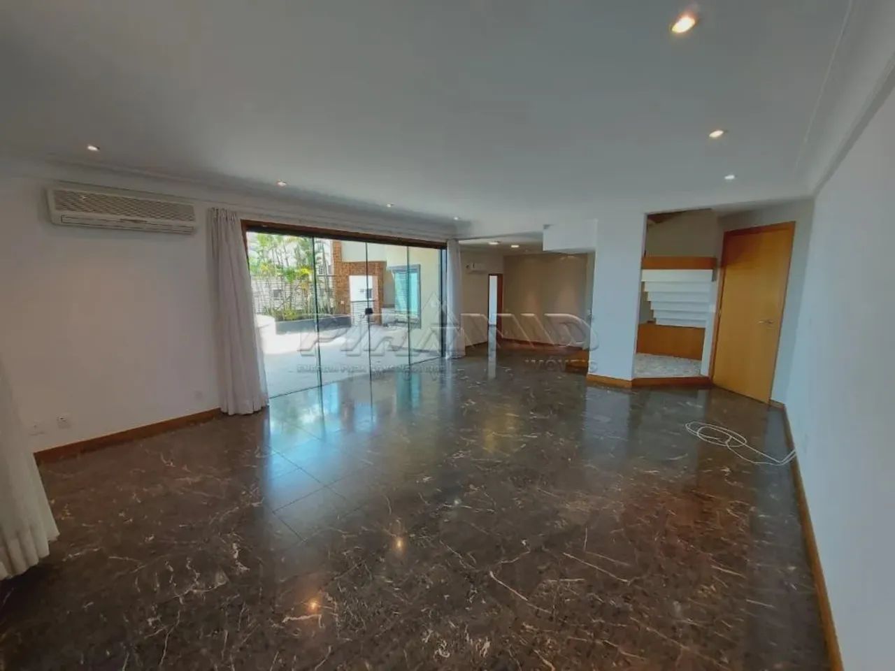 Apartamento Cobertura, Jardim Irajá, Zona Sul, Ribeirão Preto SP. - Foto 2
