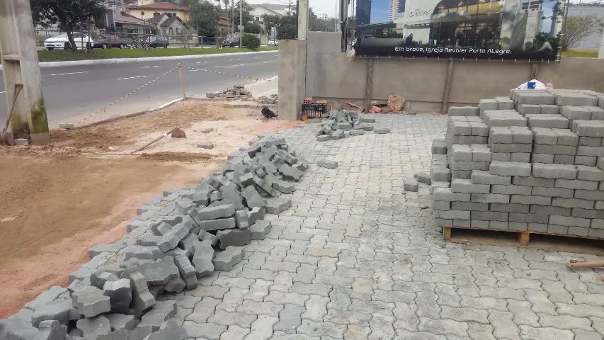 Calçamento e terraplanagem