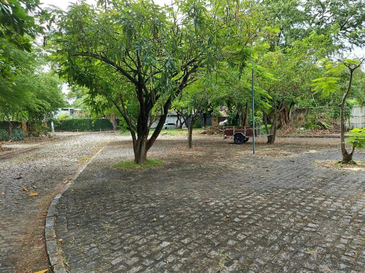 VENDO TERRENO DENTRO DE CONDOMÍNIO  com 560M² no Pina - Recife - PE